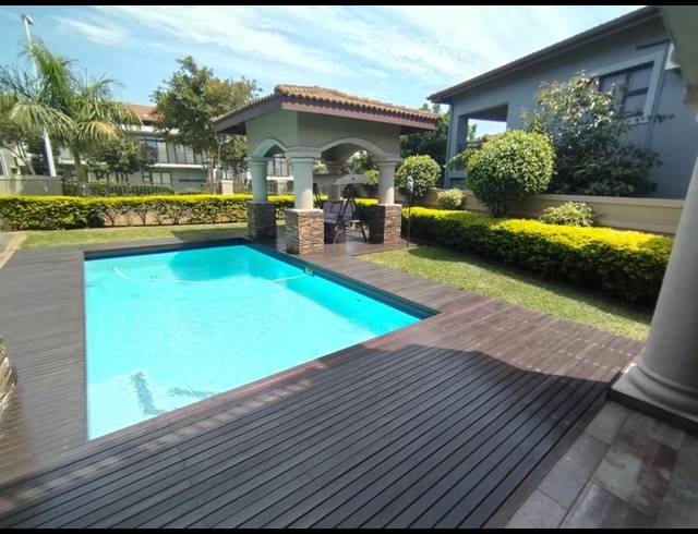 4 BEDROOM HOUSE FOR SALE IN IZINGA PARK